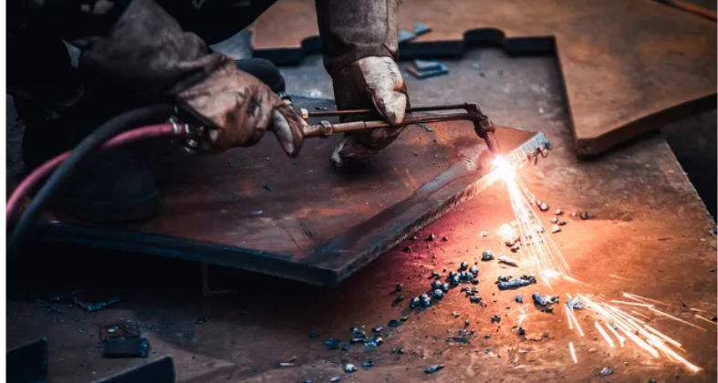 “Advantages of Metal Forming and Fabrication for the Defence Industry: Forging Strength in Security”