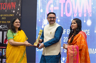 Parmanu Defence Academy Dehradun Honored with Education Excellence Award by Member of Parliament Smt. Menaka Gandhi