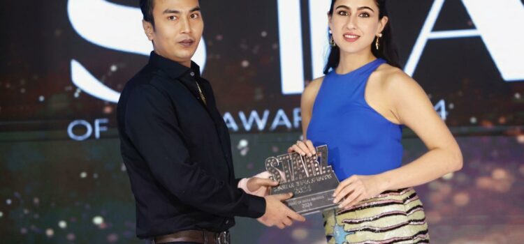 Rising Star Sushim (Rahul) Gaikwad Honored with Young Investor and Producer Award in Bollywood by Actress Sara Ali Khan