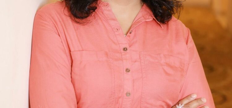 Unlock Clarity and Growth with Manasi Thakkur: Premier Astro Vastu Expert