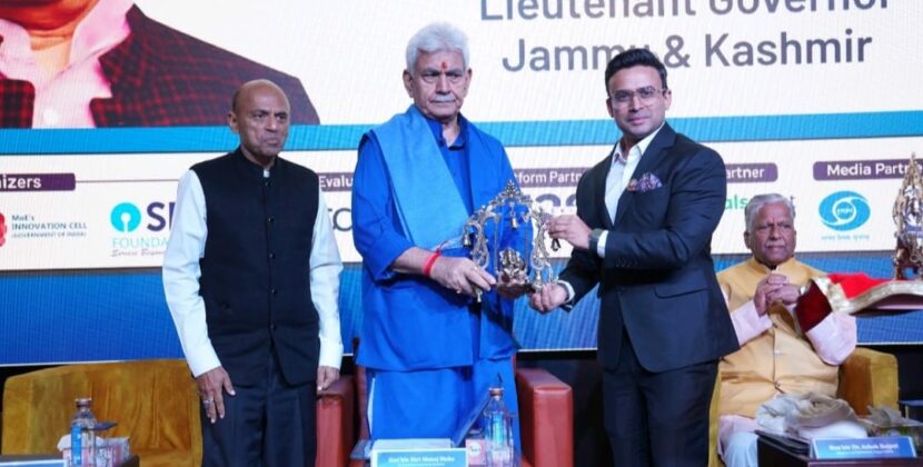 LG Manoj Sinha Addresses Young Innovators at Grand Finale Smart India Hackathon 2024 at Galgotias University”