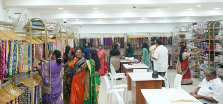 Remina Expresses Gratitude for Hyderabad’s Warm Welcome and Overwhelming Response to New Outlet