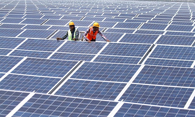 Unlocking Rajasthan’s Solar Energy Potential: Expert Perspectives from Raghvendra Singh Shekhawat on India’s Green Future