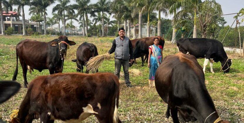 Prakash Group Empowers Rural Women by Distributing Cows Ranchi