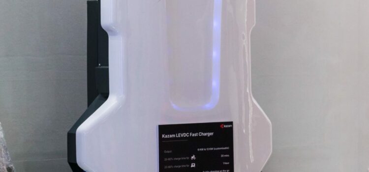 Kazam Showcases Innovations at Bharat Mobility Expo 2025 with Launch of LEVDC Fast Charger and Energy Management System