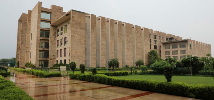 Galgotias University Achieves Platinum Rating in Journalism and Mass Communication Studies from QS I-GAUGE