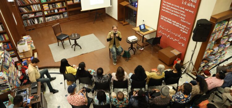 Vinay Pathak at Kala Ghoda Arts Festival: “Like the Maha Kumbh of Art – A Must-Visit with Family”