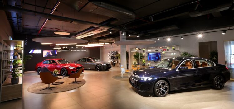 Transforming the Luxury Experience, BMW Group India expands Retail.NEXT in Delhi NCR.