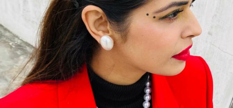 Worn by Celebs, Loved by All: Discover Jewellery Hat’s Timeless Pieces